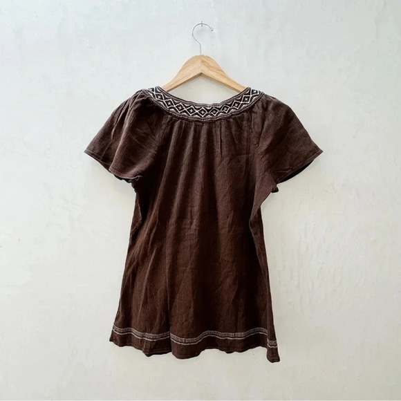 St. John’s Bay || Embroidered Gauzy Petite Blouse Top Medium - Picture 2 of 9